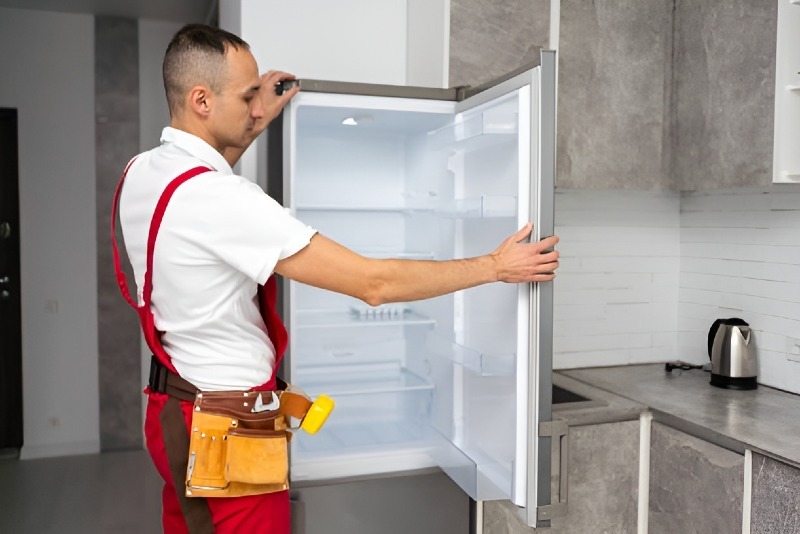 Refrigerator repair in El Cajon